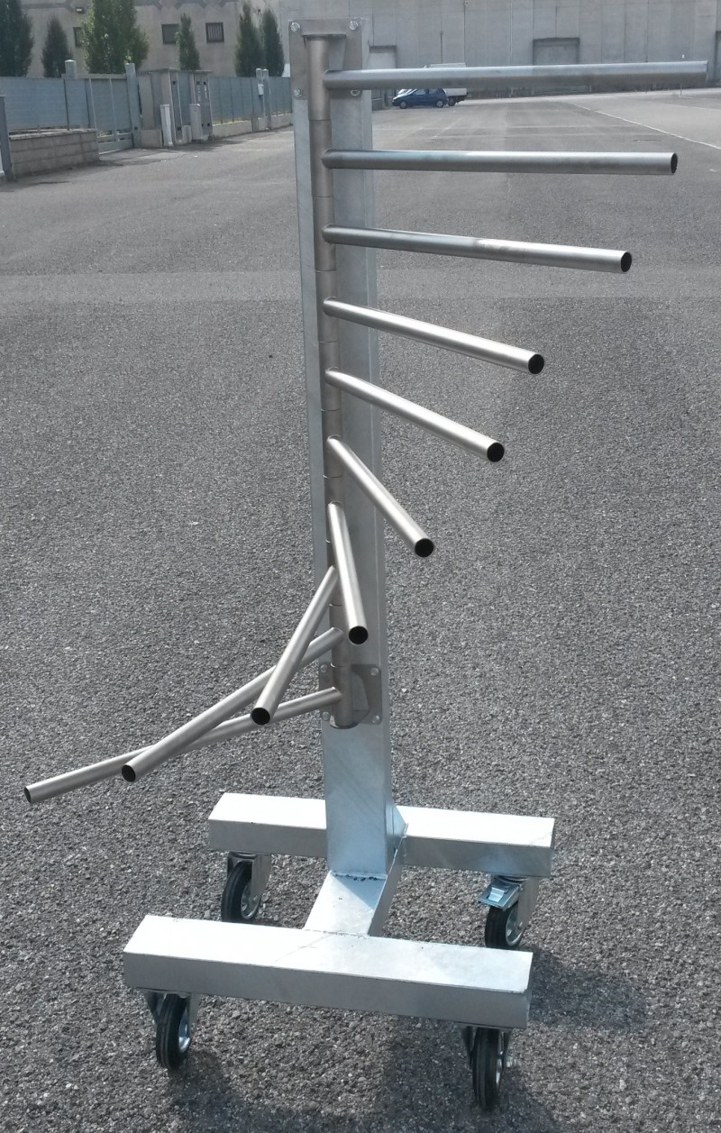 Rolling Multi Saddle pad holder AEQZ Horse Equipment